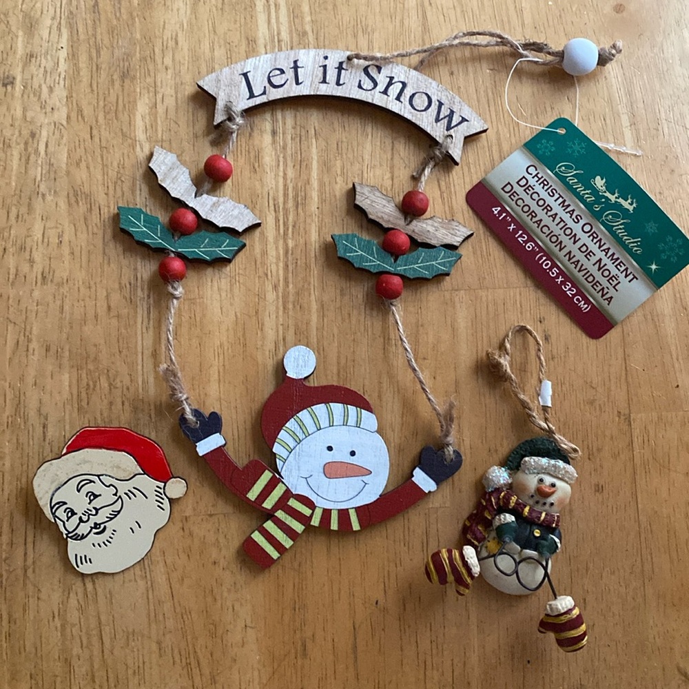 Wooden Wood Christmas Door Hanging Snowman Let it Snow plus pin and another snow
